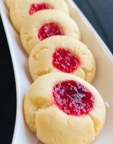 Jam cookies or Swedish cookies