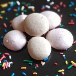 Recipe: Tasty Button Macaroons