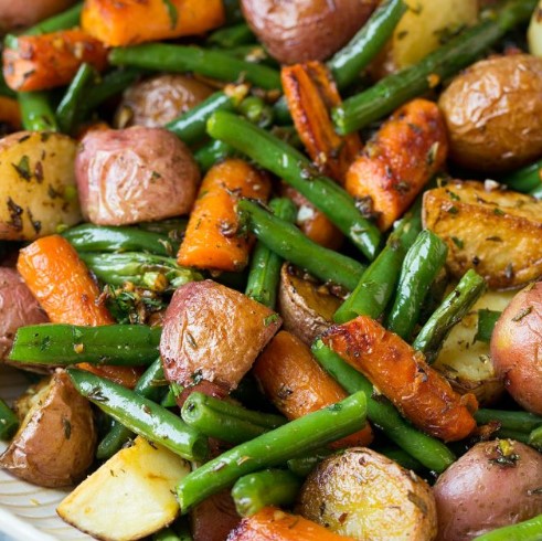 Garlic Herb Roasted Potatoes Carrots and Green Beans