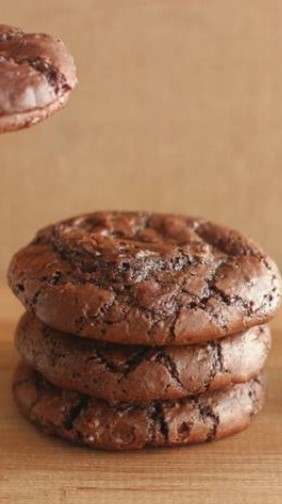 Brownie Crinkle Cookies