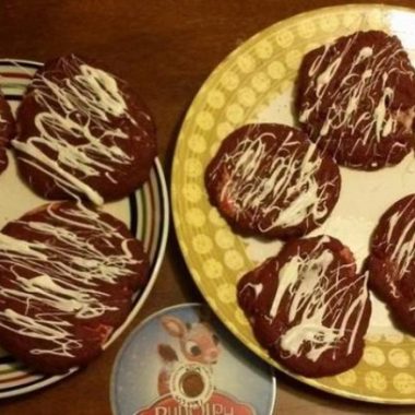 How to Make Perfect Red velvet cheesecake cookies