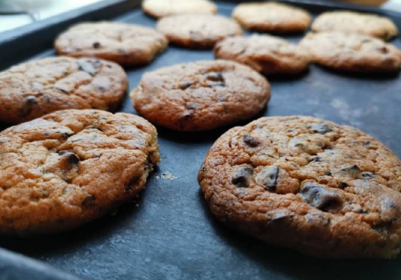 Tasty Chewy chocolate chip cookies