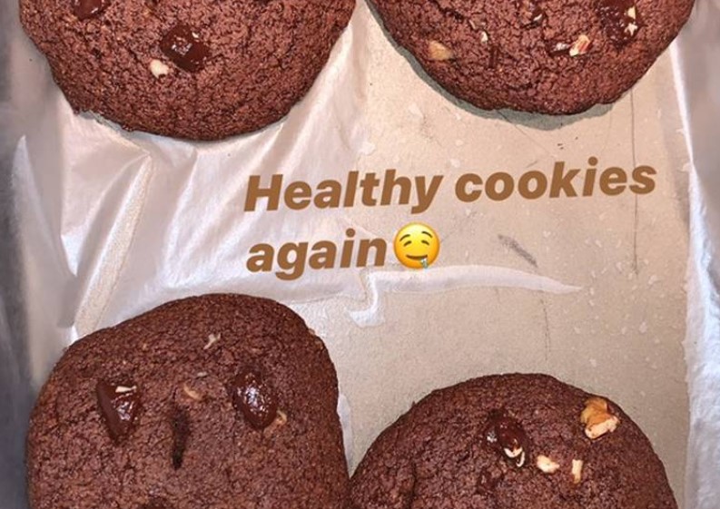 Healthy double chocolate cookies no sugar no flour