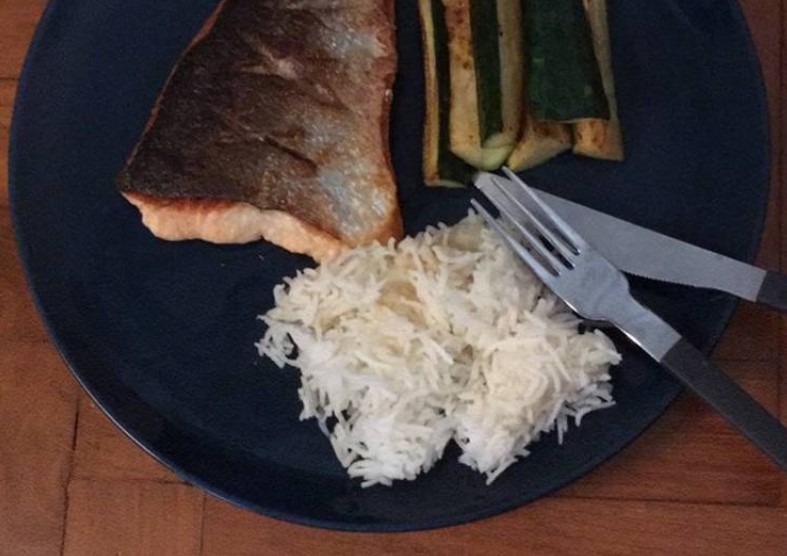 Pan-seared salmon with Zucchini