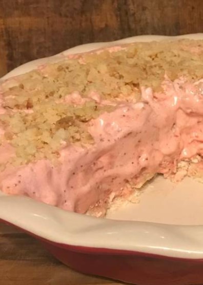 Strawberry Ice Cream Pie