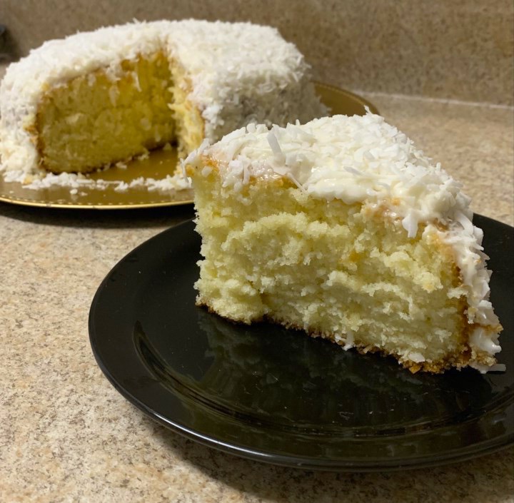 Easy and Moist Coconut Cake