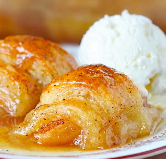 Easy Crescent Roll Apple Dumplings