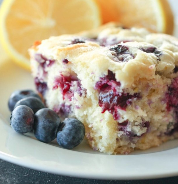 Easy Lemon Blueberry Breakfast Cake Recipe