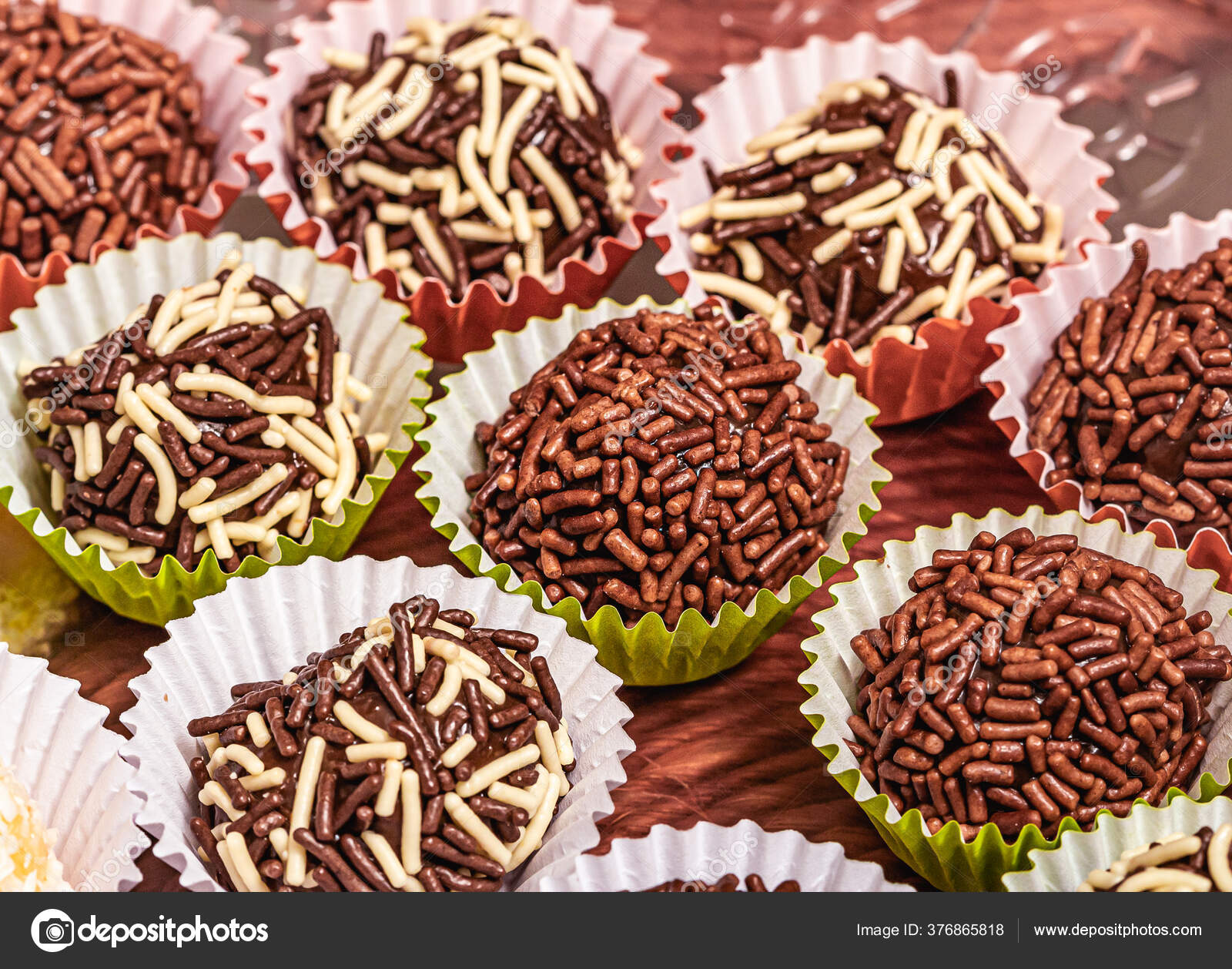 Melt-in-Your-Mouth Magic: A Simple Guide to Classic Brazilian Brigadeiro Chocolate Truffles