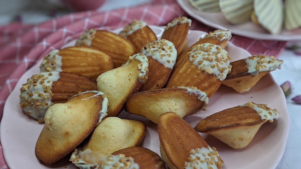 Perfectly Golden French Madeleines: A Simple Shell-Shaped Delight Recipe