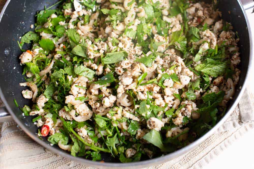Authentic Thai Larb Gai: A Deliciously Simple Minced Chicken Salad Recipe