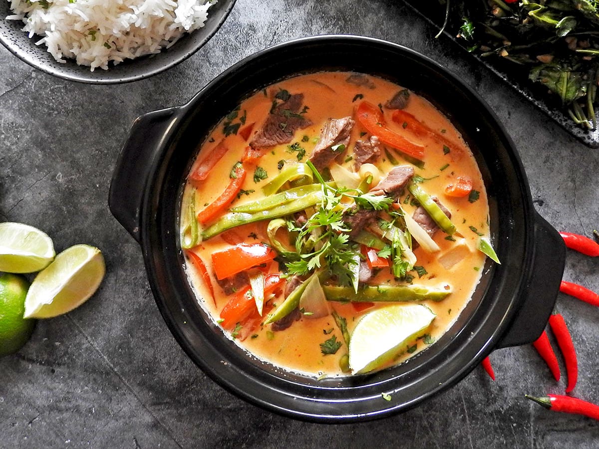 Savory Delight: Creamy Thai Red Curry Beef Recipe That’s Easier Than Takeout