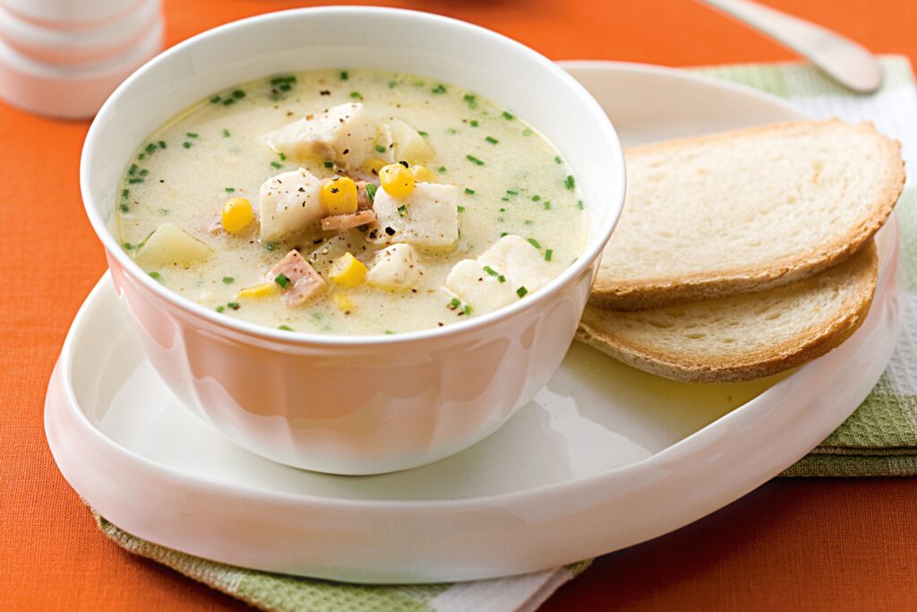 Hearty and Delicious Fish Chowder: A Creamy Seafood Delight You Can Make at Home Hearty and Delicious Fish Chowder: A Creamy Seafood Delight You Can Make at Home