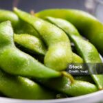 Perfectly Boiled and Salted Edamame: A Simple Japanese Appetizer Recipe